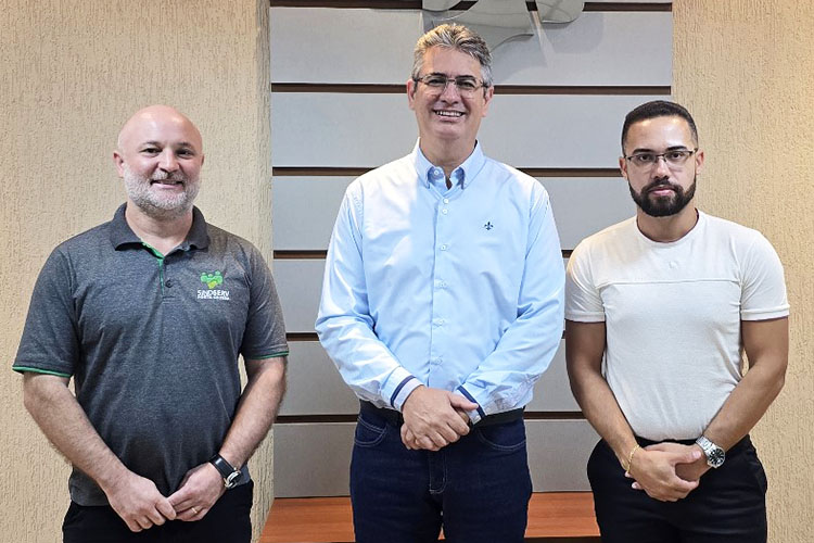 Julio Küller reforça compromisso com o diálogo institucional em visita ao SindServ