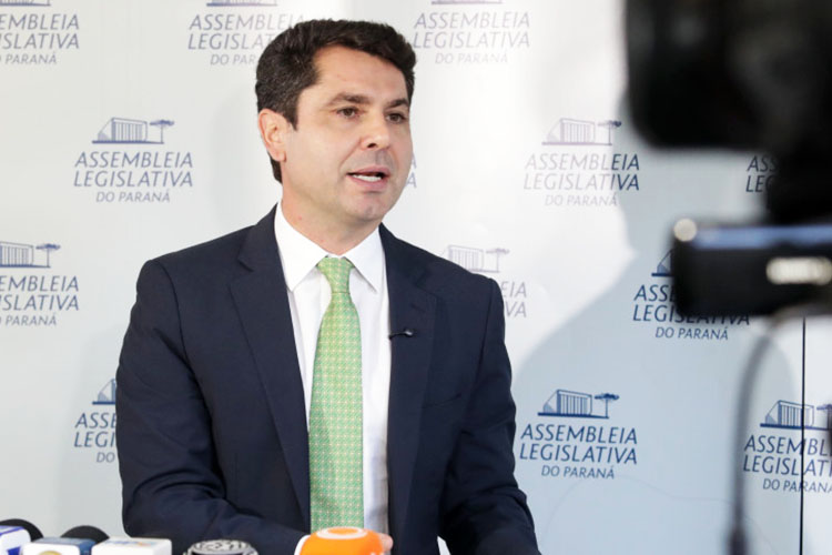 Alexandre Curi propõe audiência pública para discutir a crise do setor madeireiro