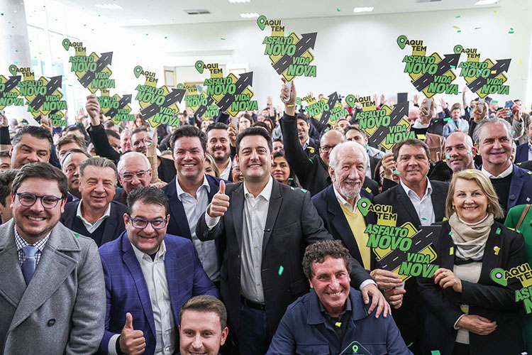 Castro terá R$ 40 milhões do Estado para obras de pavimentação na cidade e nos distritos