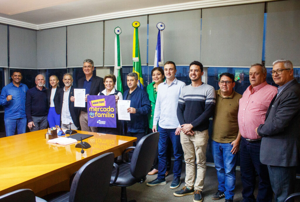 Prefeitura de PG anuncia ampliação do programa Mercado da Família
