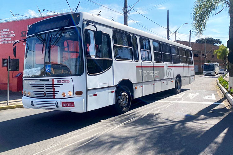 Jaguariaíva mantém meia passagem e amplia atendimento no transporte coletivo
