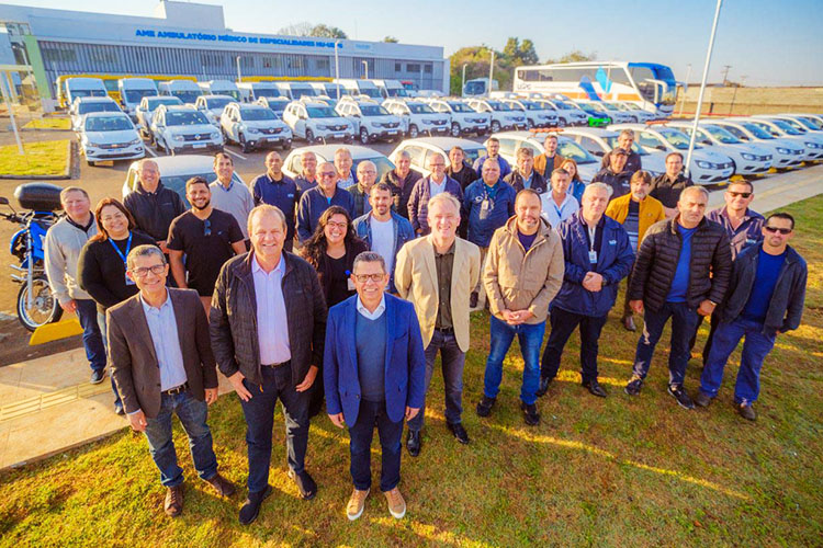 Carros, ônibus a ambulâncias: Estado renova frota da UEPG com aporte de R$ 10 milhões