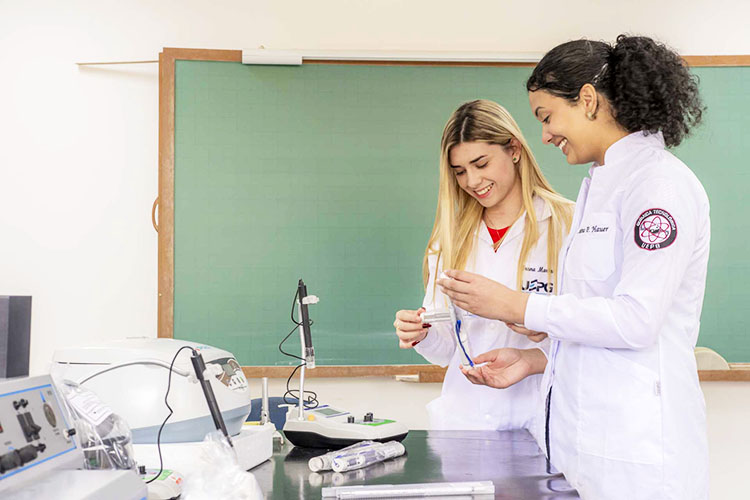 Conexão com o setor produtivo: veja como o Paraná chegou no pódio nacional da inovação