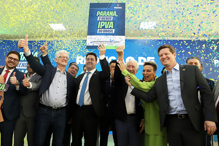 Ratinho Junior sanciona lei que reduz IPVA no Paraná e garante menor alíquota do Brasil