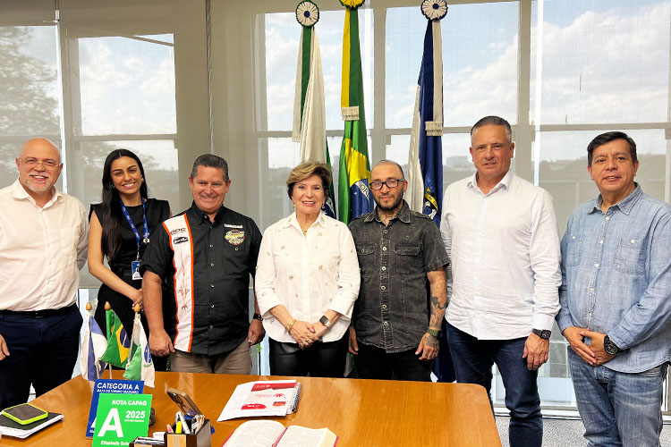 Empresários anunciam fábrica e arena para amantes de motos em Ponta Grossa