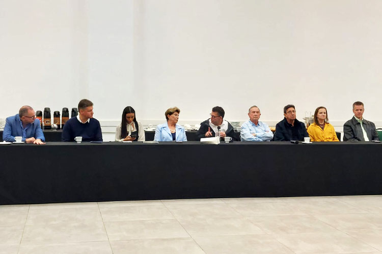 ACIPG realiza “Café com a Invest Paraná” para discutir atração de investimentos