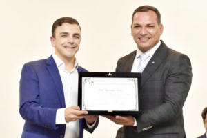 Décima cidade do PR concede título de cidadão honorário a Aliel Machado