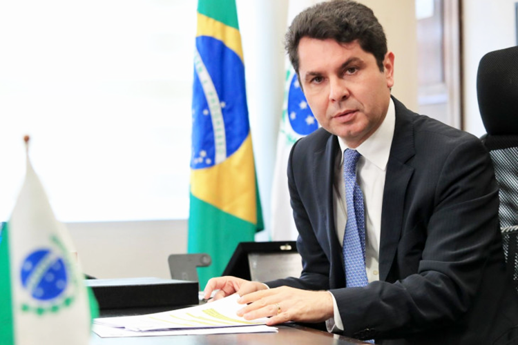 Alexandre Curi propõe lei de enfrentamento a crimes cibernéticos no Paraná