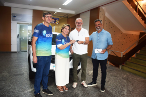 Prefeitura entrega carros e moto 0 km para ganhadores do Nota PG e IPTU Premiado