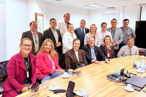 Prefeitos da região articulam ampliação do ensino superior com UEPG